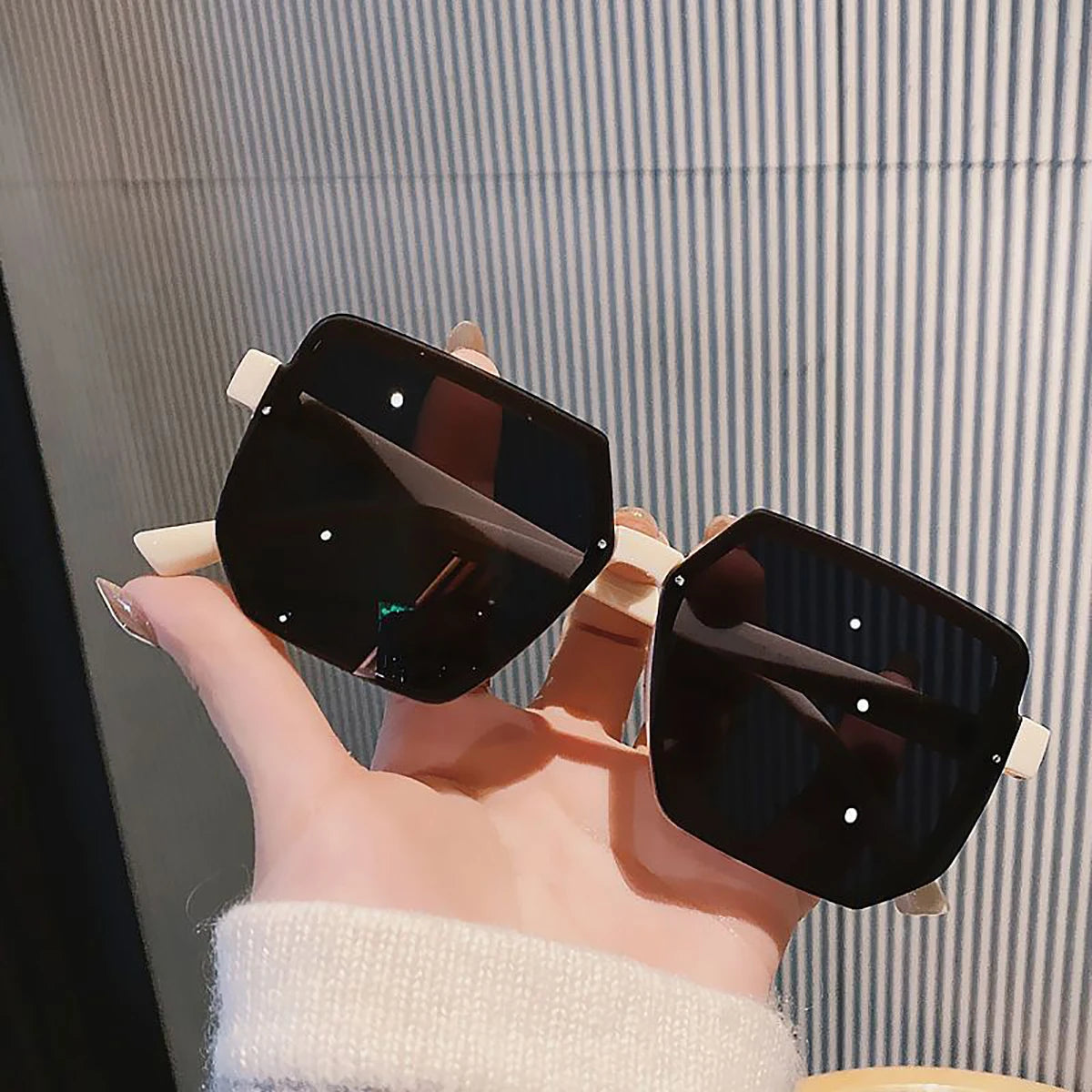 Lunettes de Soleil Femme Carrées – Orion