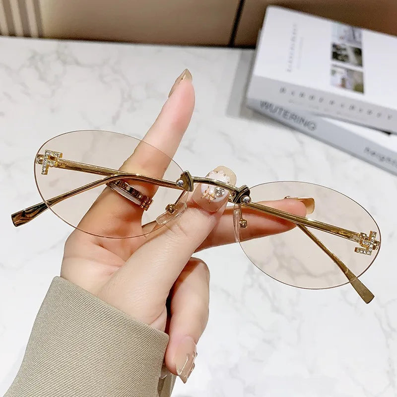 Lunettes de Soleil Femme Ovales avec Monture Métallique – Novita