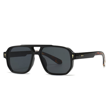 Lunettes de Soleil Femme Carrées avec Détails Dorés – Victoria