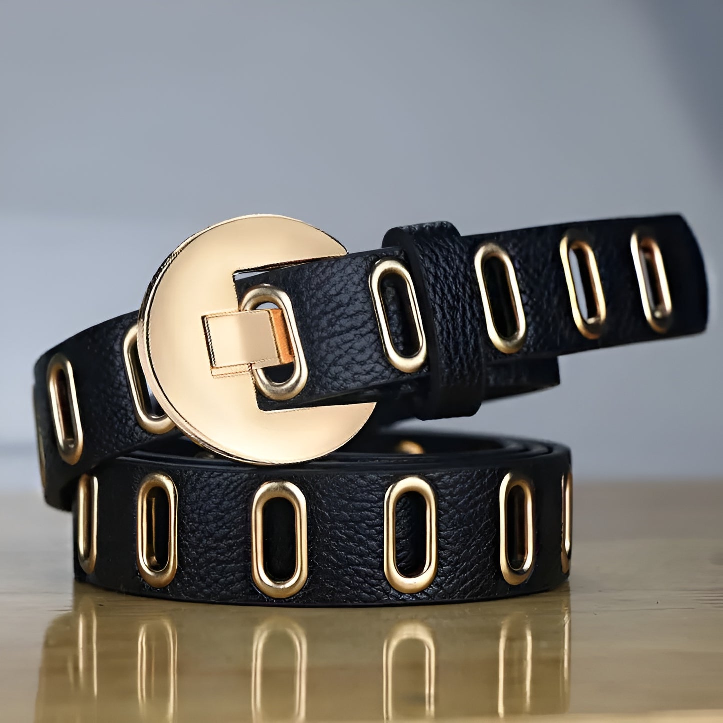 Ceinture Femme Noire en Cuir à Boucle Dorée – Barcelone