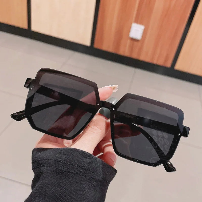 Lunettes de Soleil Femme Carrées – Orion