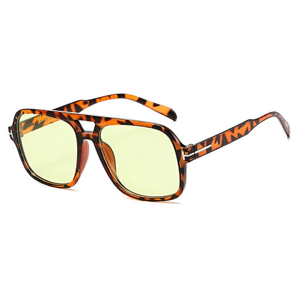Lunettes de Soleil Femme Carrées avec Détails Métalliques – Calypso