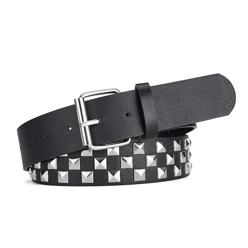 Ceinture Femme Cuir Noire à Clous Argentés – Berlin