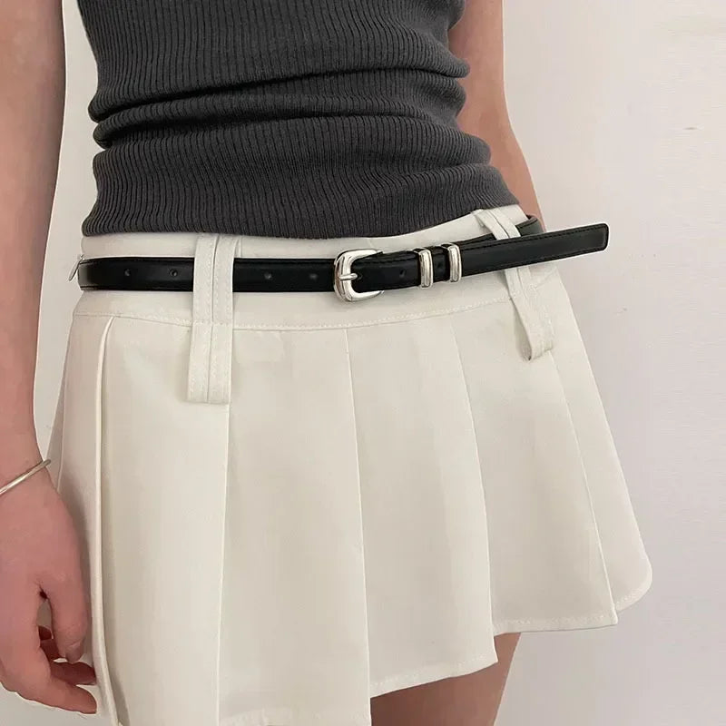 Ceinture Femme Cuir Noire Fine à Boucle Argentée – Soho