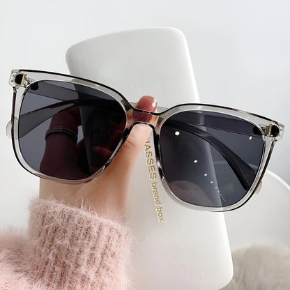 Lunettes de Soleil Femme Carrées Transparentes – Nolya