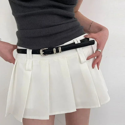 Ceinture Femme Cuir Noire Fine à Boucle Argentée – Soho