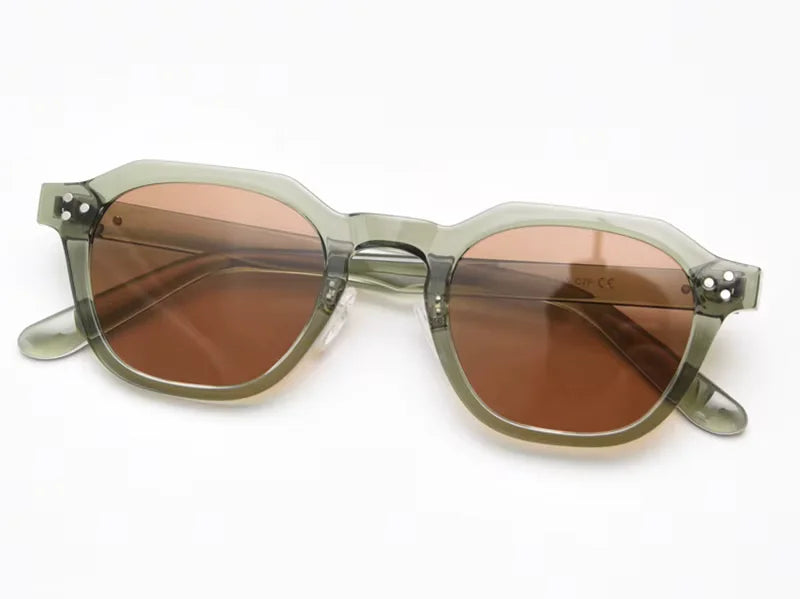 Lunettes de Soleil Femme Carrées Rétro – Naïa