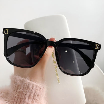 Lunettes de Soleil Femme Carrées Transparentes – Nolya