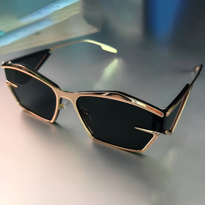 Lunettes de Soleil Femme Carrées avec Monture Sculptée – Zéphyr