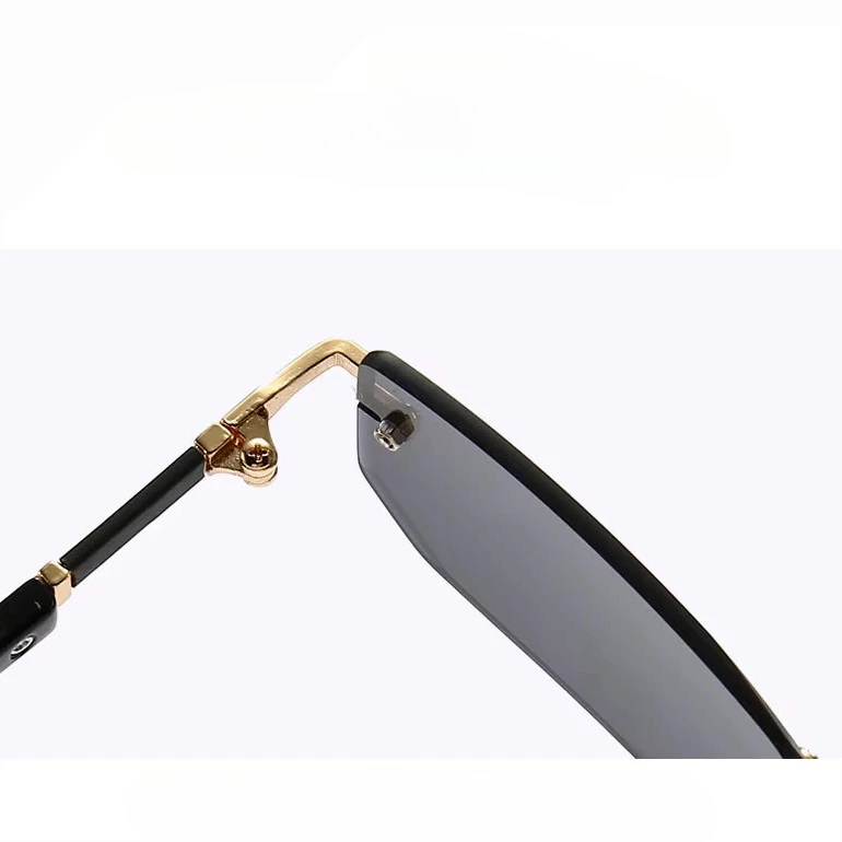 Lunettes de Soleil Femme Carrées avec Monture Métallique – Luna